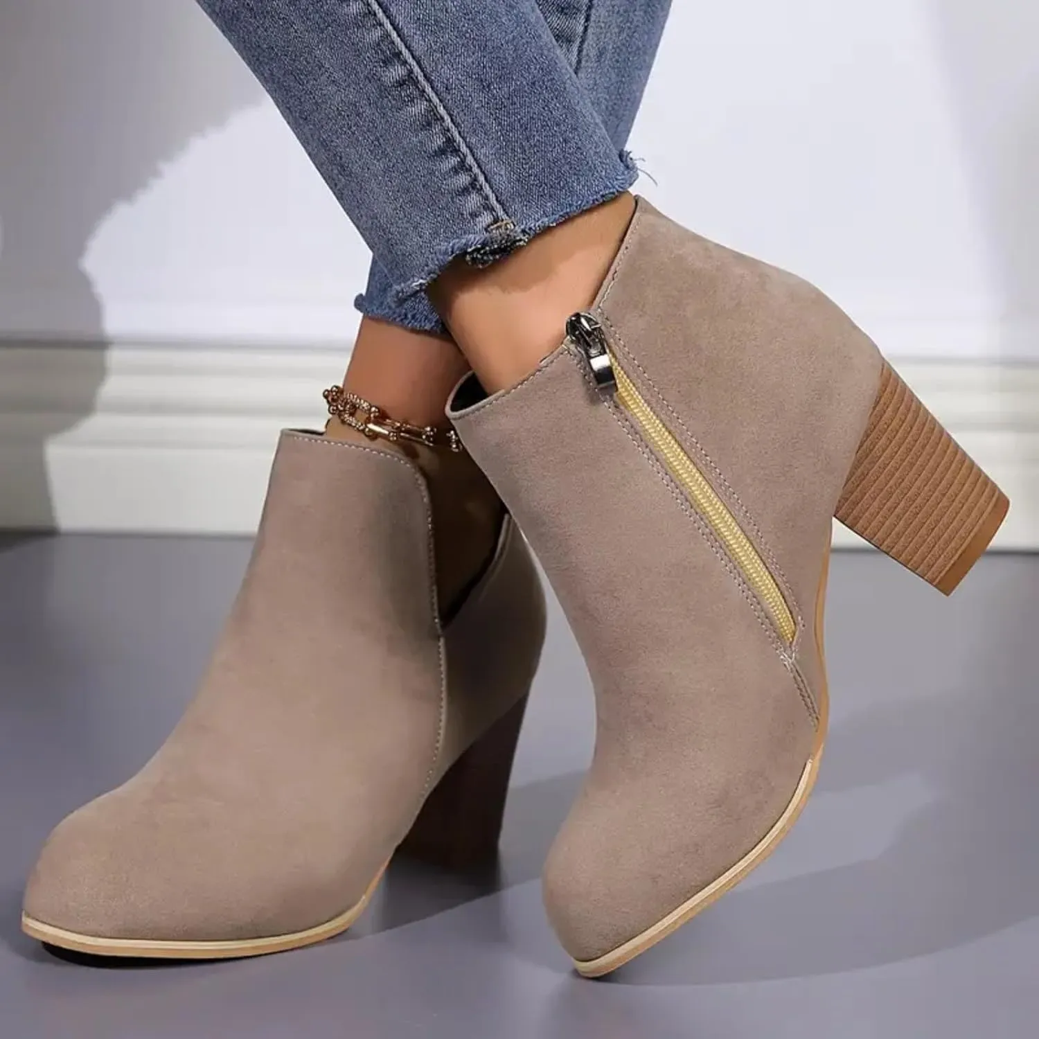 AMDBEL Fall Boots for Women 2024, Women's Ankle Boots V Cut Chelsea Pump Boots Closed Toe Stacked Heel Booties Shoes