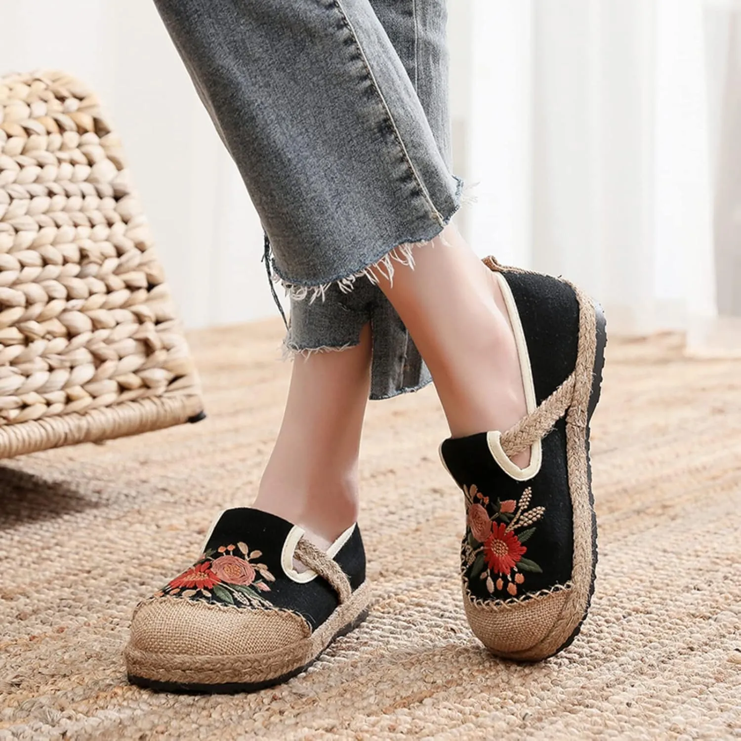 Espadrilles for Women Flat Slip on Loafers House Shoes Flowers Embroidered Casual Linen Closed Toe Espadrilles