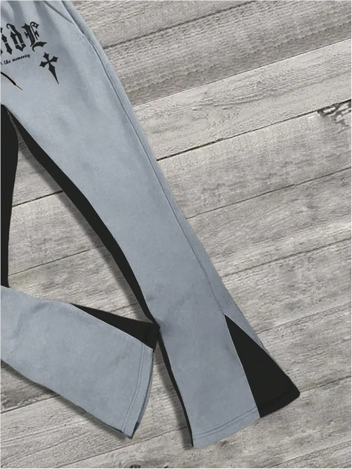 GORGLITTER Men's Y2K Sweatpants Graphic Flare Sweatpants Color Block Drawstring Waist Drippy Pants Streetwear