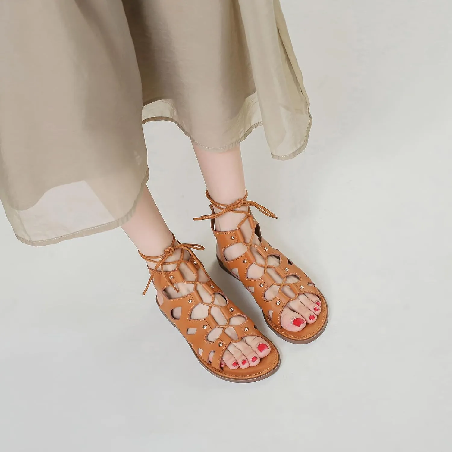 Lossarye Women's Leather Lace Up Flat Gladiator Sandals Comfortable Crisscross Non-Slip Beach Sandals Casual Dressy Roman Sandals