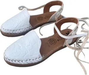 Mexico en la Piel Women's Lace-Up Huarache Sandals - Genuine Leather, Handmade with Floral Cut-Out Design, Casual Comfortable Flats, Closed-Toe and Open-Toe Options, Black and White Colors