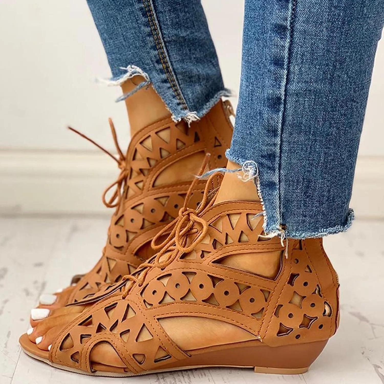 Sandals Women Dressy Summer Flat Fish Mouth Open Toe Cross Straps Lace up Hollow Slides Back Zipper Gladiator Sandals Lightweight Outdoor Ladies Shoes