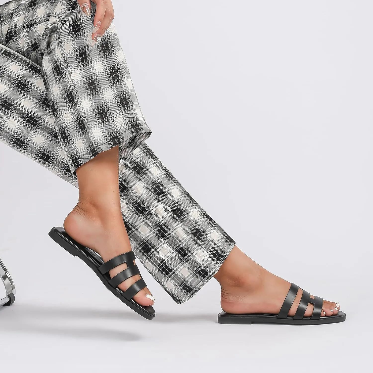 Stratuxx Kaze Womens Flat Sandals Dressy Summer Slide Dress Sandals Comfortable Cute Leather Black Sandals for Women
