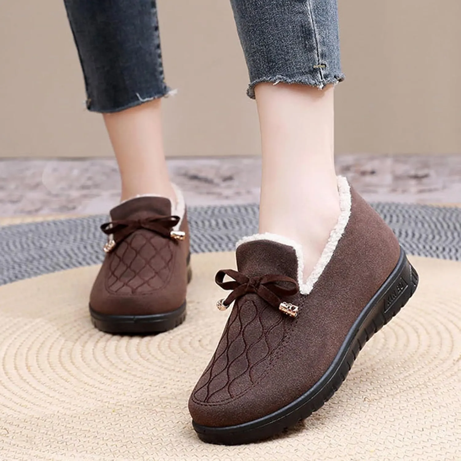Zeberfi Women's Moccasin Suede Fur Lined Loafers with Bow Tie Retro Embroidery Round Toe Slip On Non-Slip Flats Winter Warm Comfortable Casual Shoes